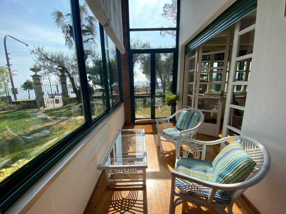 Casa Vacanze Gabbianella Villa Con Giardino Lungolago Maderno 托斯科拉诺-马德尔诺 外观 照片